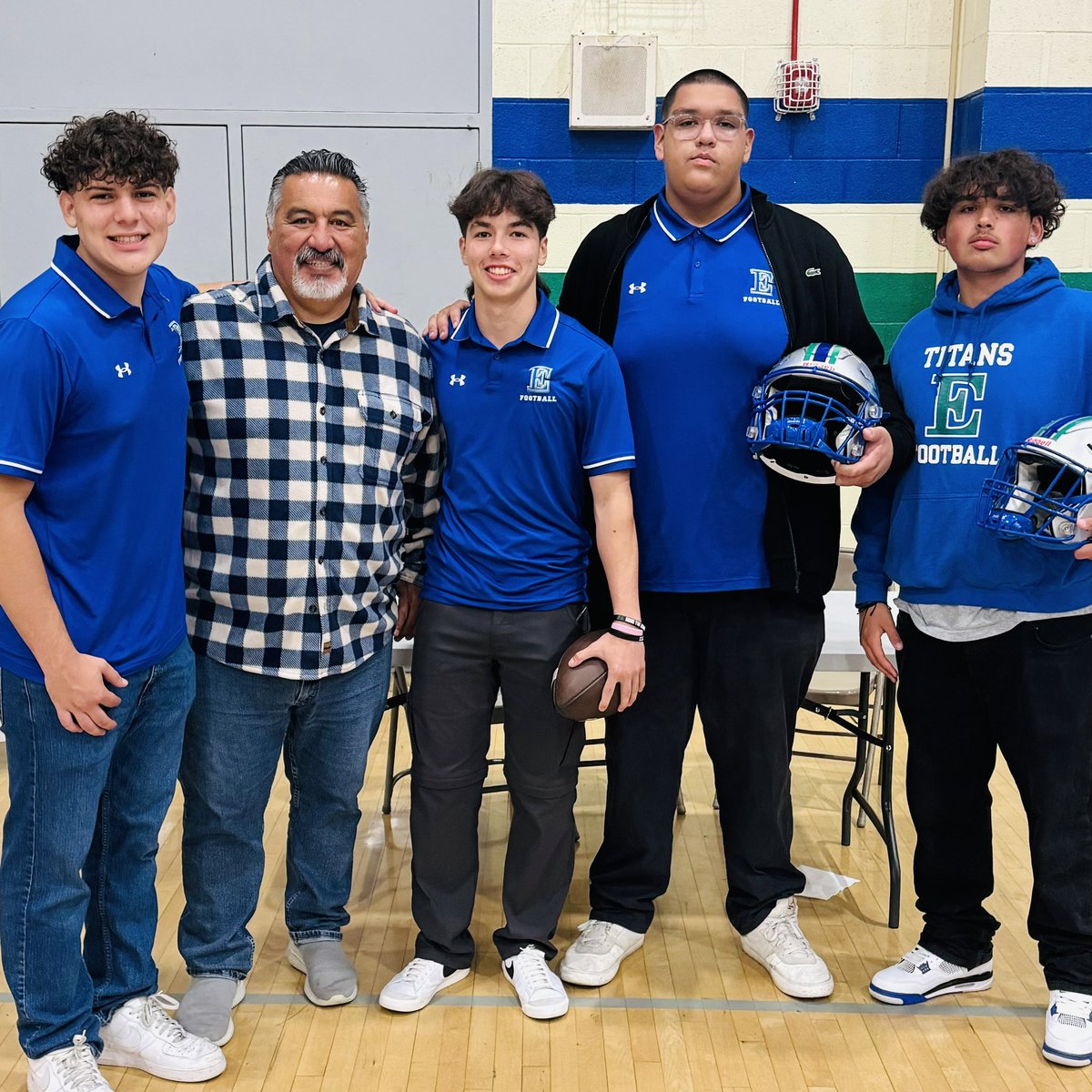 _sawyerbray's tweet photo. Enjoyed promoting @eastlaketitanFB to the incoming class of 2028 at Future Titan Night. Hope to see some of those young men on the field in the fall. @JulioCeballos78 @CoachT_Green @Coach_JMendoza @Daygofootball @SanSpotlight @BradyPerform1 @PrepRedzoneCA  @KUSIPPR @FertigBowe #football #eastlake #highschool