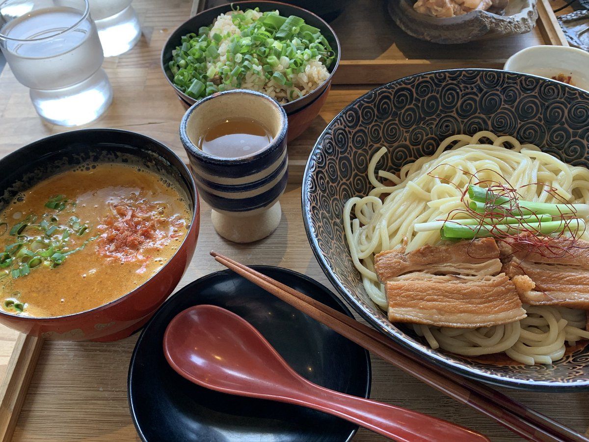 okinawa100's tweet photo. 沖縄そばと毎回悩むけど…
やっぱり海老つけ麺にしちゃう🦐
天久【麺処 てぃあんだー】 https://t.co/C1fHLBALcA