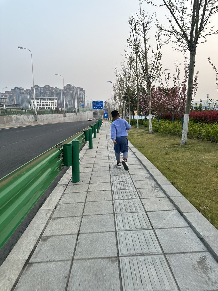 Early morning  outdoors jogging with my Son . We are safe in China. A woman and her son walking at 5am 🤔I guess it’s a taboo in western countries . That’ will be dangerous 👆🏽#china #safety #sports #workouts #womenandchildren #WesternMedia