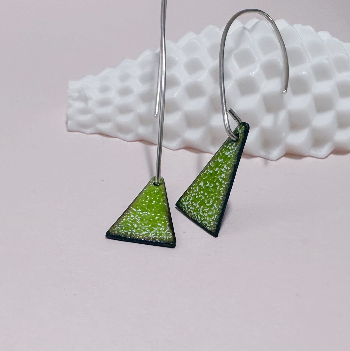 Bright Green Enamel Triangle Shaped Earrings, Geometric Drop Earrings with Silver Ear Wires maisyplum.etsy.com/listing/150822… #ShopIndie #MyNewTag #MaisyPlum #UKCraftersHour #Etsy #MHHSBD #TriangleEarrings