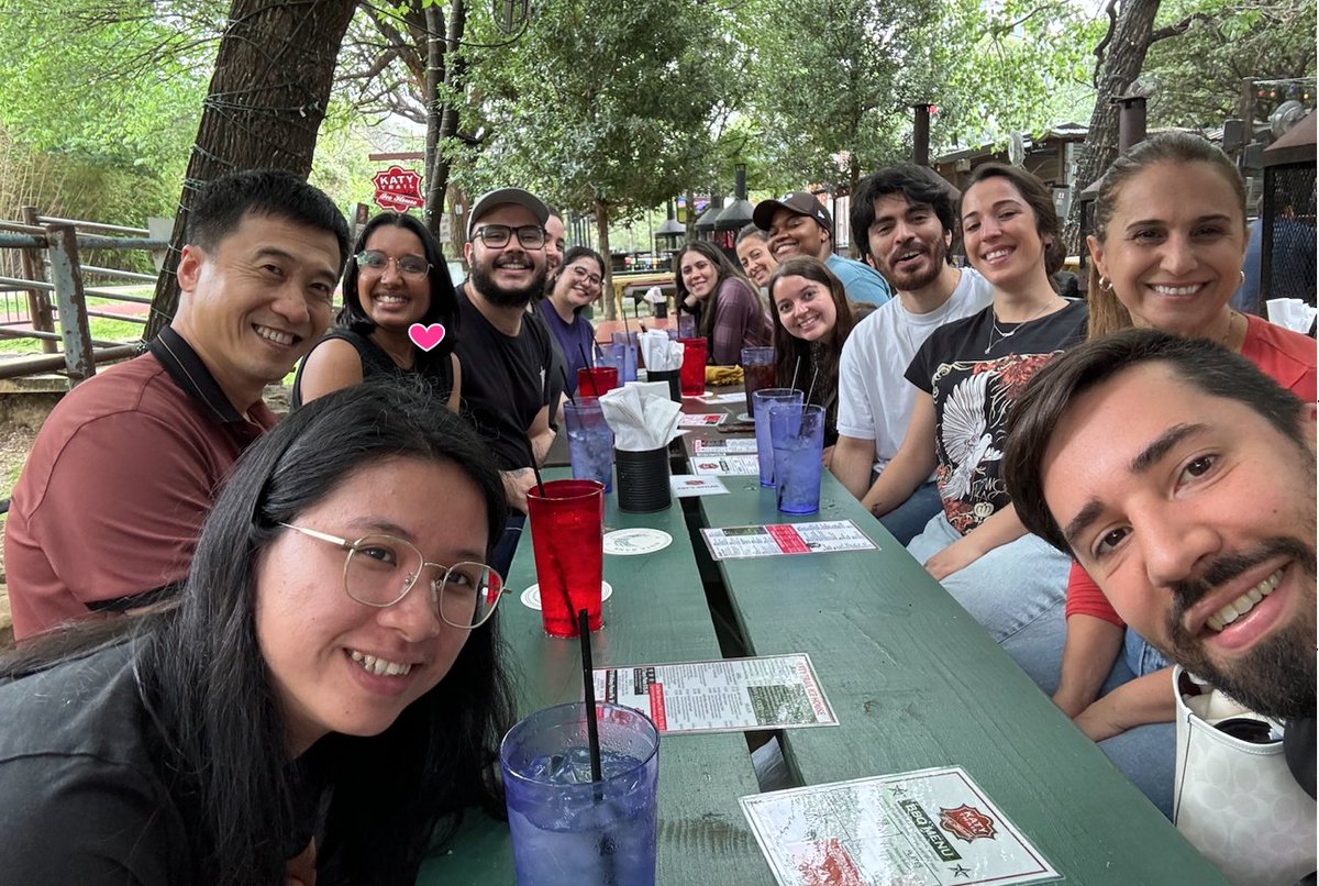 Our lab is saying goodbye to our talented Green Fellow and undergrad researcher Mahima Bhaskar. She will embark on an exciting new journey as a graduate student. Congratulations Mahima!