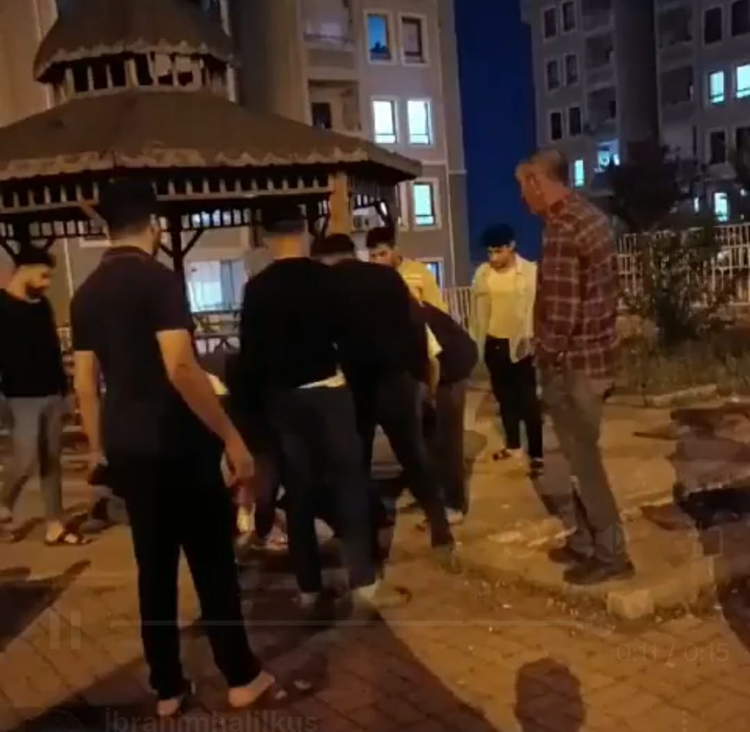 Dün Batman'da bugün ise Urfa ve Mardin'de çocuk kaçırmaya çalışan bazı kişiler yurttaşlar tarafından yalanladı. Kim bunlar? Neden özellikle Kürt çocukları kaçırılmak isteniyor?