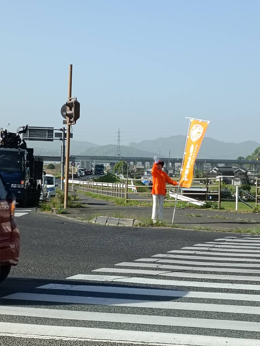 朝のご挨拶再開いたしました。
福山市民のための政治「あたりまえの政治」を取り戻すために
＃参政党
＃大岡なみこ