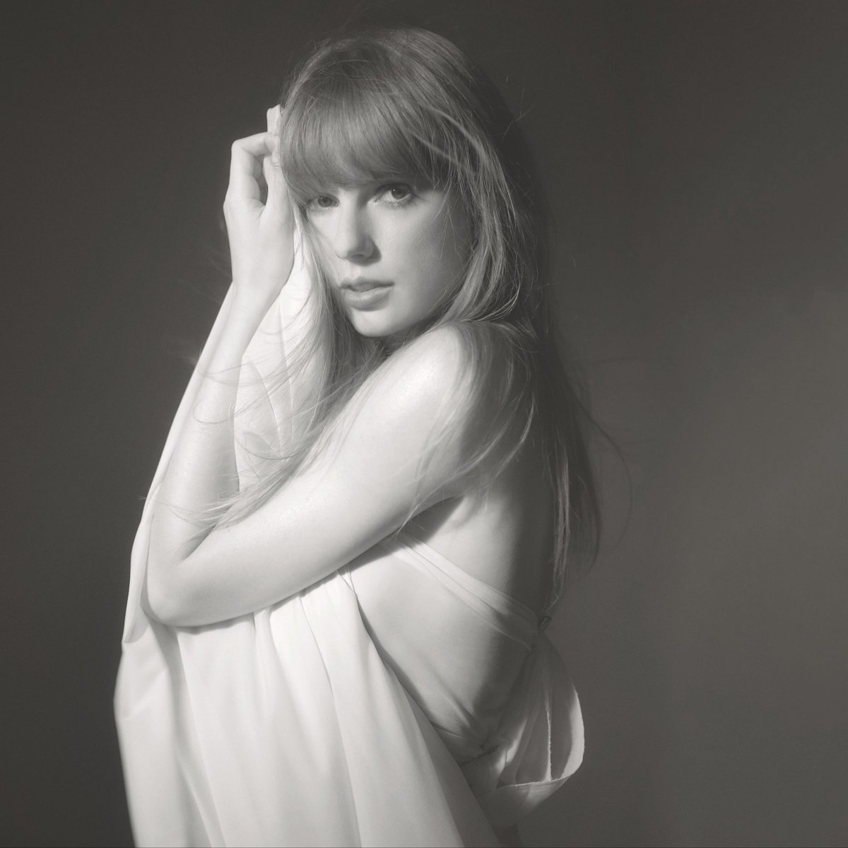 besttofswift's tweet photo. ladies and gentleman, the music industry https://t.co/9bSobYO0tE