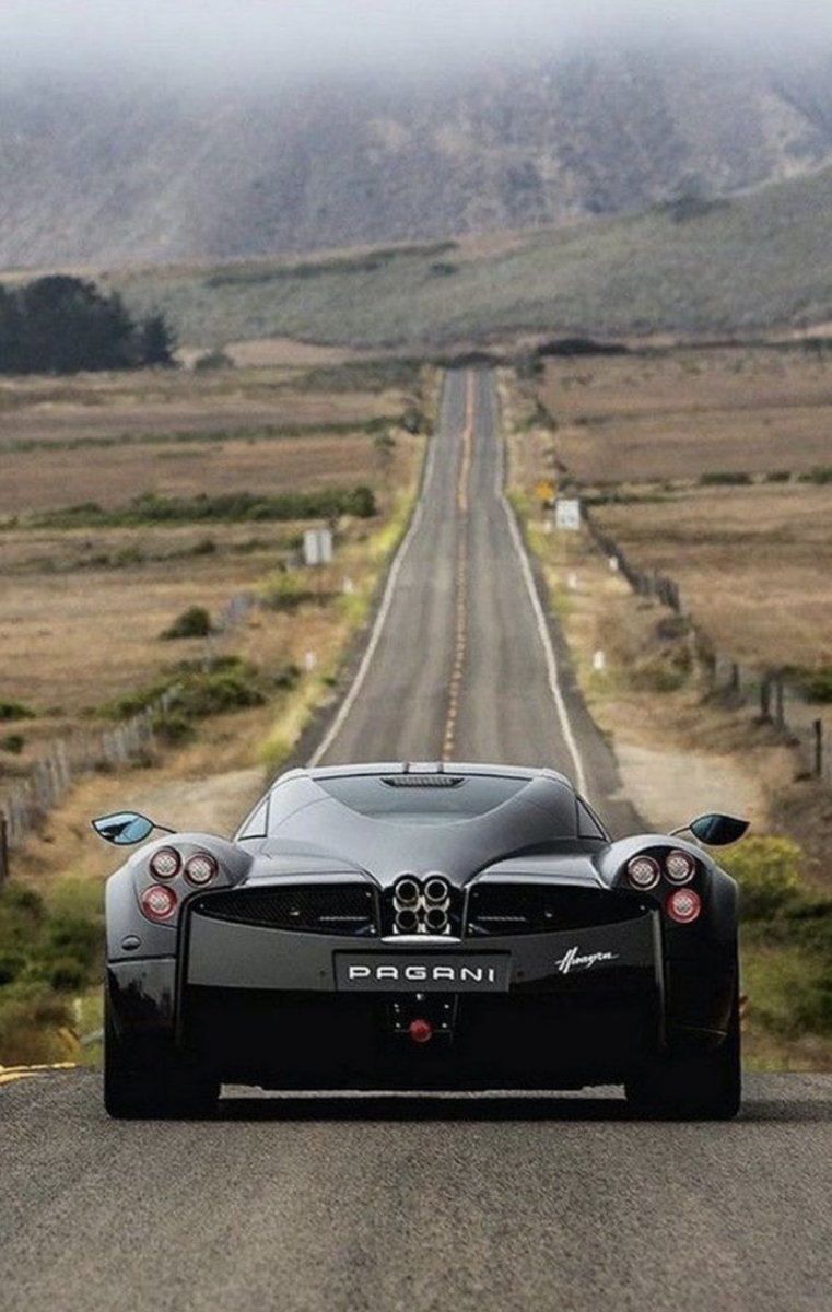 What would you drive there⁉️ #pagani #openroad