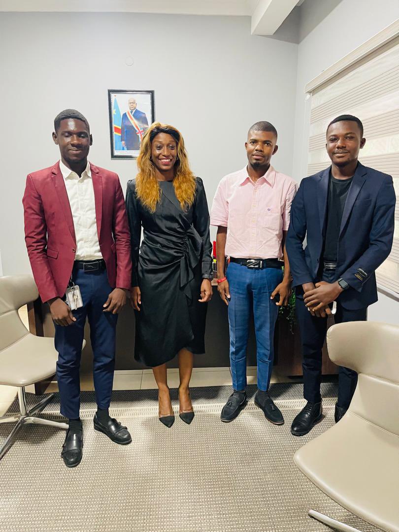 halkabel's tweet photo. Ce jeud 18avril 2024, Madame la DGA de FOGEC Hélène Gakuru a  reçue dans son cabinet de travail les jeunes leaders pétris des ambitions. Cette visite riche en échanges promets des résultats escomptés ... https://t.co/jh9BVXKR7p