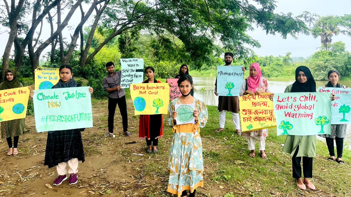 Today, the youth of Feni go on a global climate strike to save their next generation🌍 and to present to the world leaders the demands of the countries affected by climate change like Bangladesh.🇧🇩 Feni Climate Strike✊ #ClimateJusticeNow #FridaysForFuture @GretaThunberg