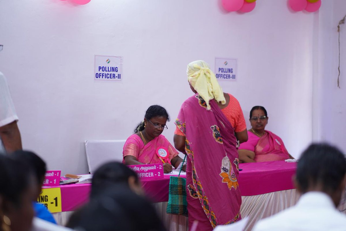 ErodeSVEEP's tweet photo. Empowering Every Vote: Experience Our Model Polling Station! 🗳️ Staffed entirely by women, this polling booth showcases the strength and leadership of women in democracy. Cast your vote and be part of the change! 
#VoteErodeVote #GoVoteTN #TNElections2024 #SVEEP #ECI https://t.co/aiYMqvJU7t