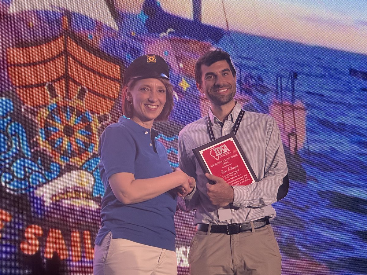 IDSA_activities's tweet image. LT cleaning up at the annual @IDSA_activities awards banquet! #WeAreLT #JustPickTwo