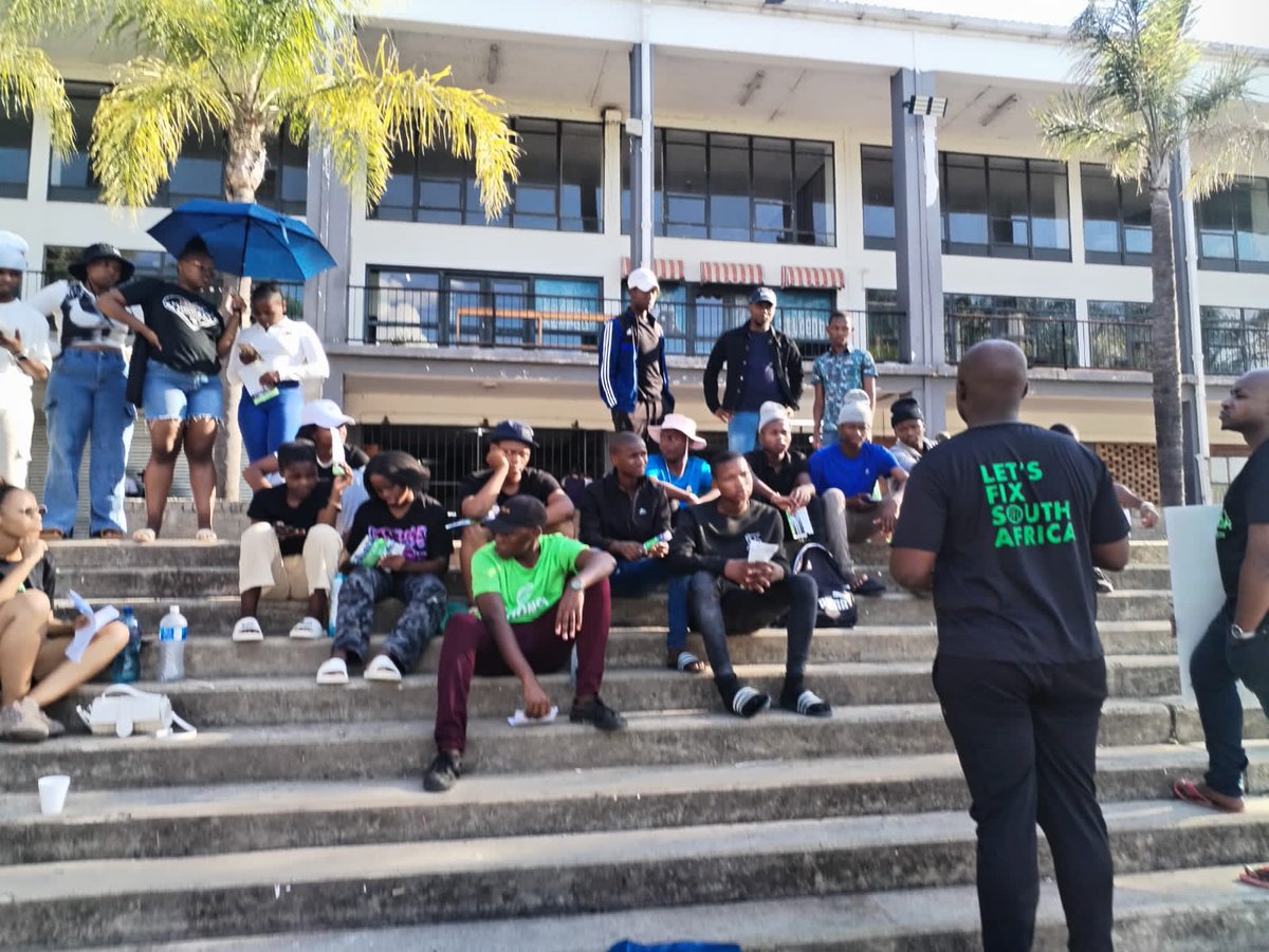 @ActionSA ActionSA youth Forum from BCMM, has held a very productive meeting at Alice Fort Hare University. 

#onlyactionwillfixsa
#LetsFixSouthAfrica