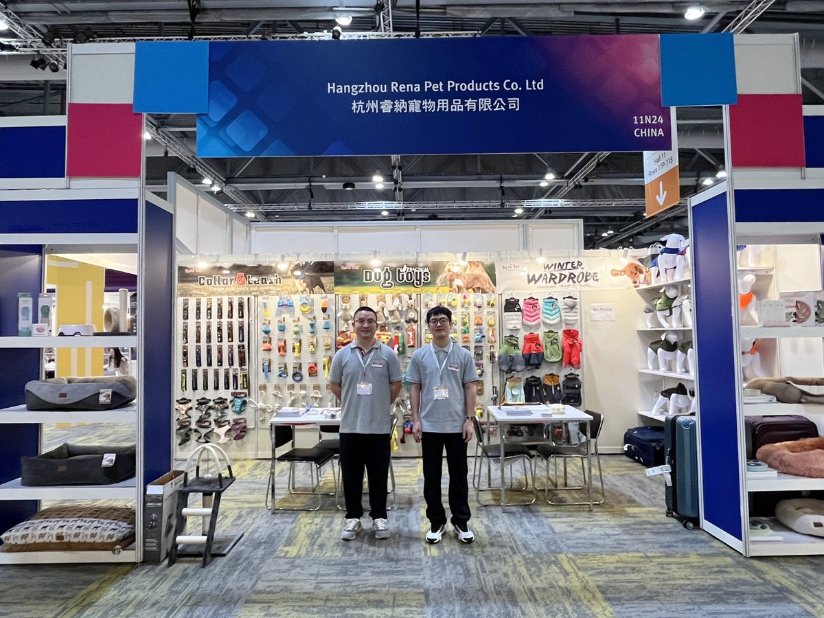 Woof woof from the Global Sources Lifestyle Expo in Hong Kong, let's meet if you are around. 👉 booth 11N24

#petproducts #petbusiness #petindustry #b2b