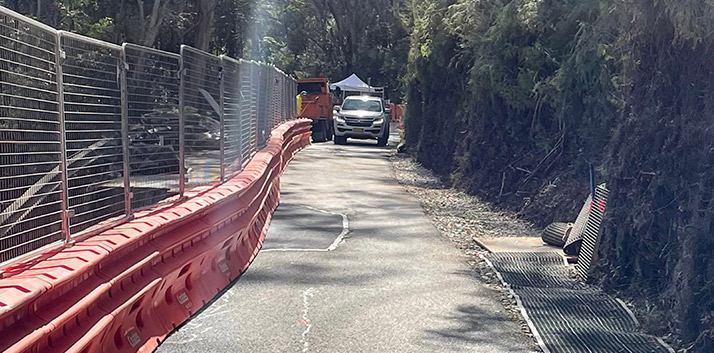 Megalong Road reopens to light vehicle traffic. Read the full story at bit.ly/4443A1I