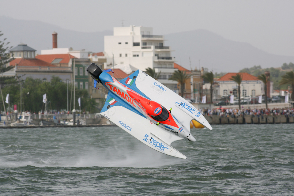 F1_H2O's tweet photo. #F1H2O News
GUIDO CAPPELLINI – THE UNDISPUTED G.O.A.T.
https://t.co/XSlHtVG2nB https://t.co/fkyhLT57go