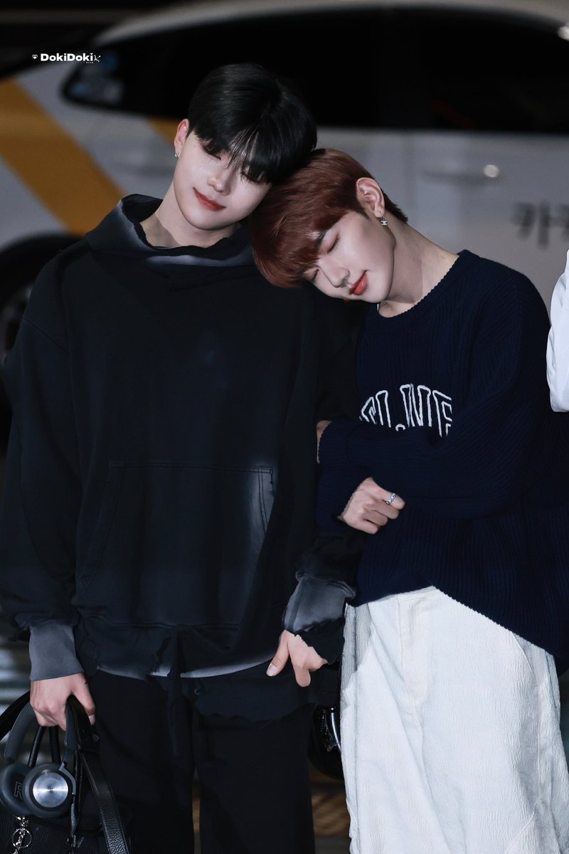 DokiDoki_0110's tweet photo. 240418 ICN 출국 HQ

#박건욱 #PARKGUNWOOK #パクゴヌク #朴乾煜 #장하오 #ZHANGHAO #章昊 #제베원 #제로베이스원 #ZEROBASEONE #ZB1 https://t.co/CupR4re28l
