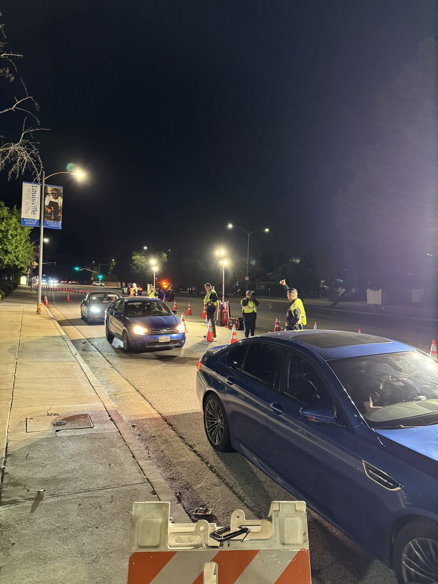 Don Graham, Jr., MBA (@dongrahamjr) on Twitter photo Sure I’m proud of my <a href="/LAPDVTD/">LAPDValleyTraffic</a> cops at the DUI ✅point in <a href="/LAPDDevonshire/">LAPD Devonshire</a> tonight. What I LOVE is that almost all of drivers they stopped (dozens) left with a smile, a laugh or a “thanks.” The community can feel how much our cops care by the way we interact together. Sure I’m proud of my <a href="/LAPDVTD/">LAPDValleyTraffic</a> cops at the DUI ✅point in <a href="/LAPDDevonshire/">LAPD Devonshire</a> tonight. What I LOVE is that almost all of drivers they stopped (dozens) left with a smile, a laugh or a “thanks.” The community can feel how much our cops care by the way we interact together.