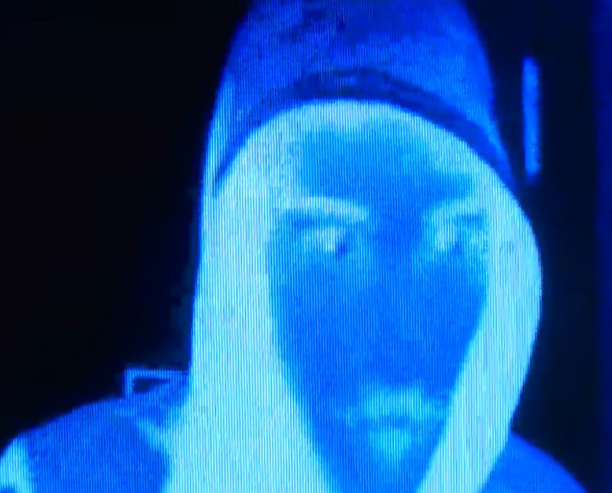 Don’t go outside ft <a href="/whitering999/">WHITE RING</a> video out now 

youtu.be/1Glp4Keo3AI?si…