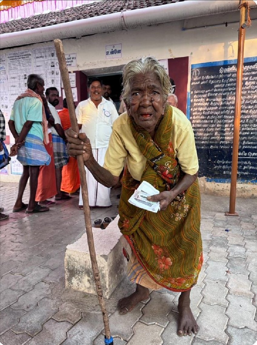 VALUE OF YOUR ONE ONE VOTE..🙏

102 years old voter from Dindigul, Tami Nadu.