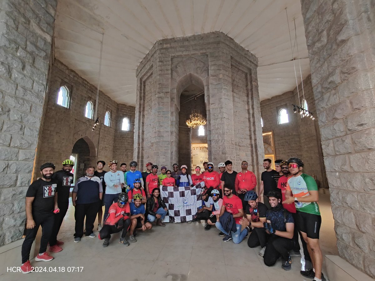 Happy Hyderabad Heritage Cycling Ride #MoazzamJahiMarket Thank @historianhaseeb for all your time in gathering the insights and permissions to explore the museum #WorldHeritageDay2024 #HyderabadHeritageCity #HyderabadCyclingRevolution @sselvan @BYCS_org @Ravi_1836 @Anjani_Tsn