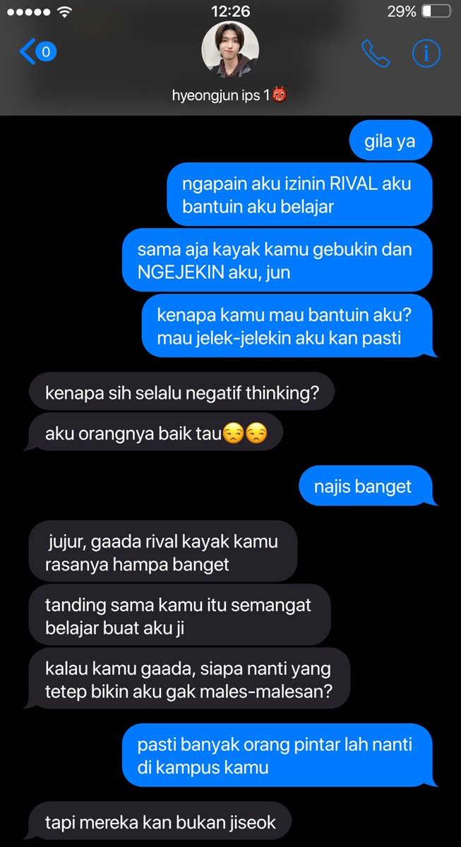 ajuyft's tweet photo. hah apaa?? highschool rivals to lovers junon?? jn secretly pining??? jsk digebukin tes masuk kuliah?? whattt????!???!!

one tweet au! lol (might be something more!?)
#준온 #CloserWithJunon https://t.co/53L8mJDwfZ