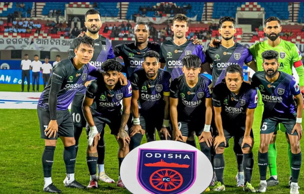 aryan_nart's tweet photo. If you could give one piece of advice to the team before they step onto the pitch, what would it be?
#OdishaFC #OFCKBFC #ISL10 https://t.co/qatkAfLpNm