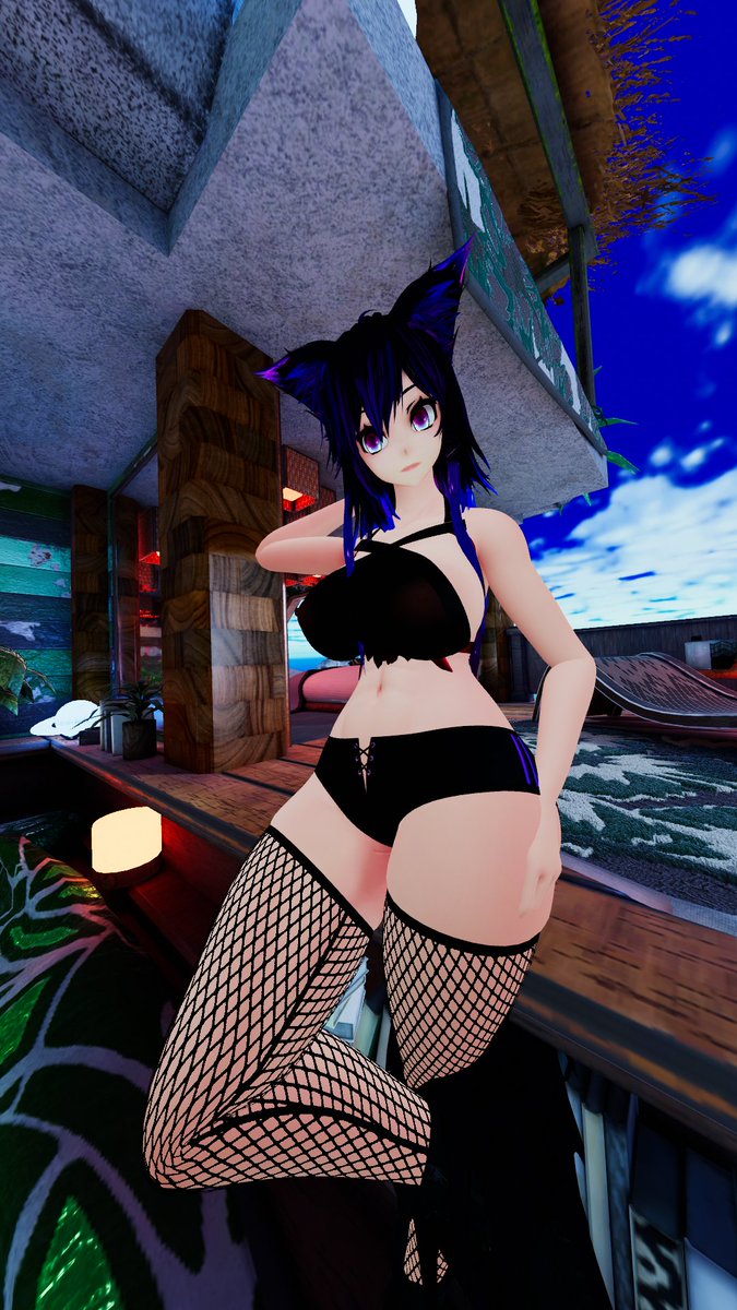 felt sexy a few days ago and took some photos in my floof's outfits.