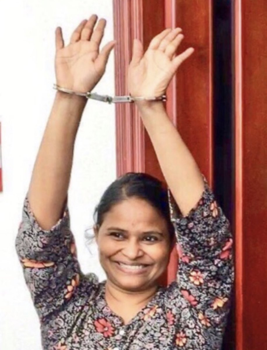 yumna_maumoon tweet picture