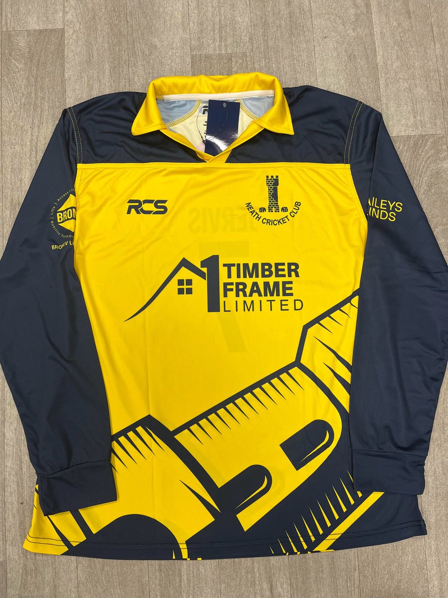 Delighted to share our new kit designed by <a href="/RCSTeamwear/">RCS Teamwear</a>. Many thanks for the brilliant product and thanks to <a href="/RDBCroft10/">Robert Croft</a> and the team for hand delivering it to us. Our 2024 kit is kindly sponsored by A1 Timber Frame Limited, <a href="/the_lcvgroup/">the lcv group.</a>, Baileys Blinds and BRONEV Lifts 🏏