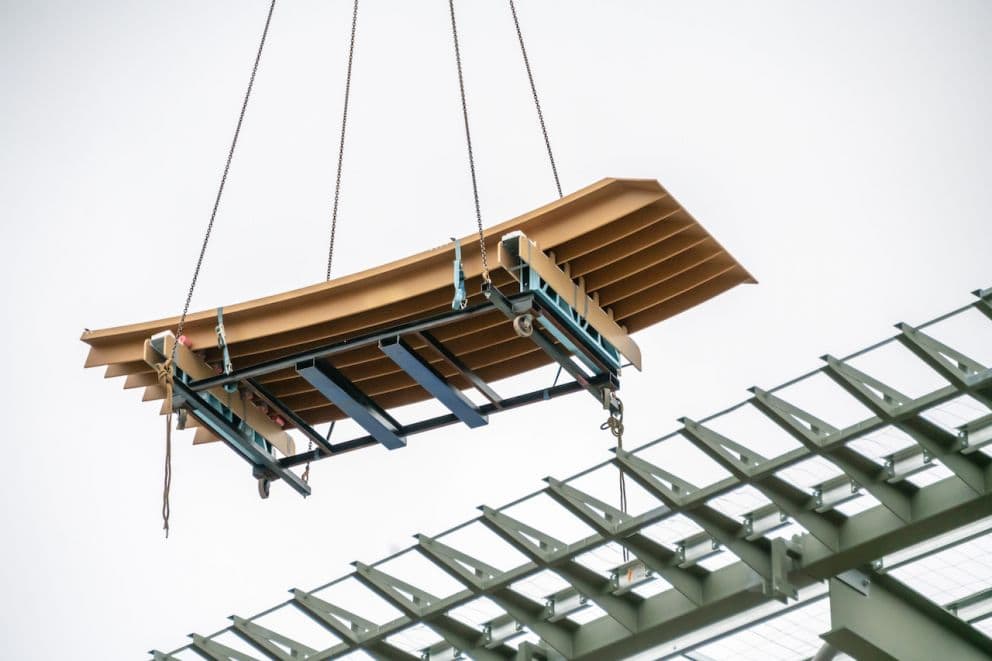 Construction of the new Pakenham Station building is progressing well, with work underway to install the state-of-the-art roof canopy which […] i.mtr.cool/vlsiyfnqxa

#constructionindustry #efficiencyinconstruction #civilengineering #Platformers