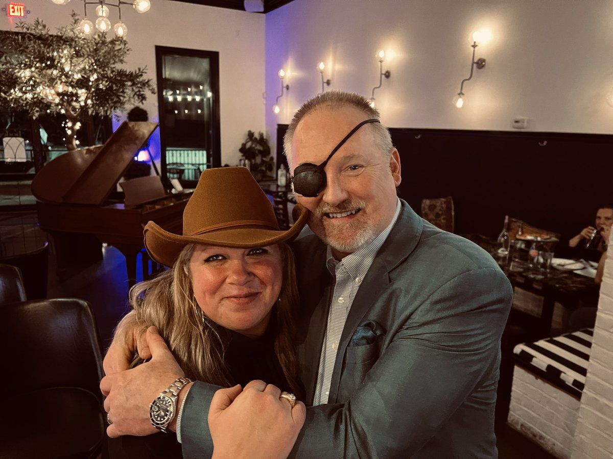CoachBDW's tweet photo. Boots & Bids tonight with the OLQH crew! Lots of fun! ๐ฅพ๐ค And ran into my fav after!! #topnight๐ฅ https://t.co/cXMrErPNB8