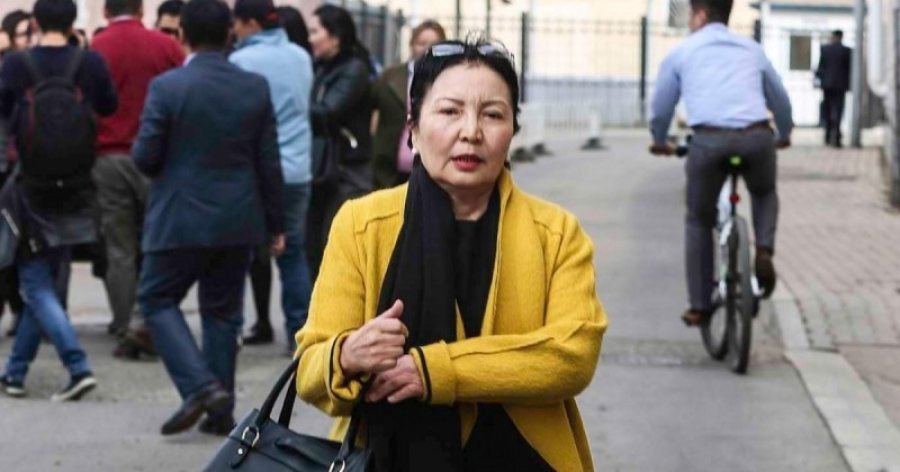 Маргааш энэ хүний оролцсон ярилцлага гарах юм байна. Ер нь олон юмны учир зангилааг  энэ хүн мэднэ гэж ярьдаг байхаа. Анх удаа л ам нээх нь дээ.