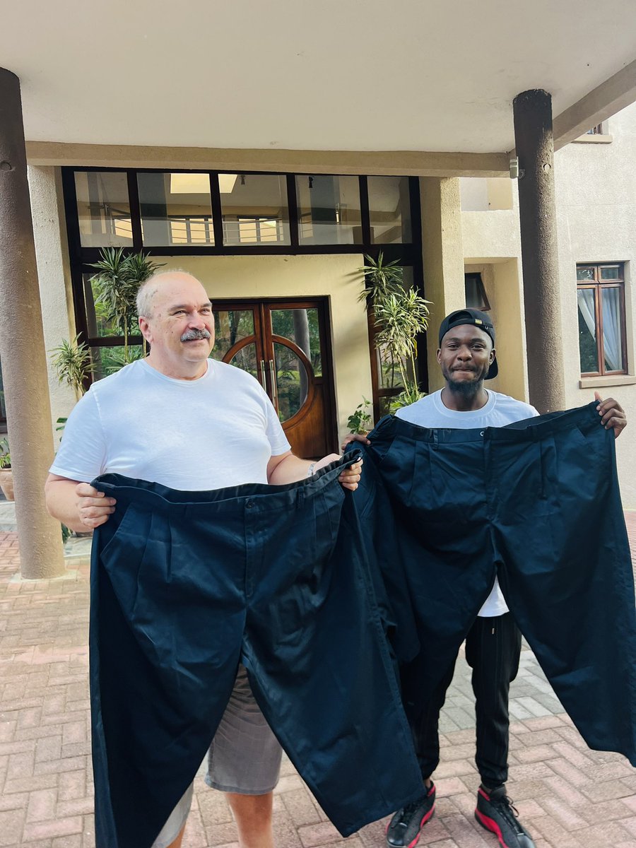 Good morning team, remember my Scotland friend ? Yes that one … he ordered two more Bermudas over the holiday. I delivered them this morning. He is happy, i am happy, we are happy 🤗❤️