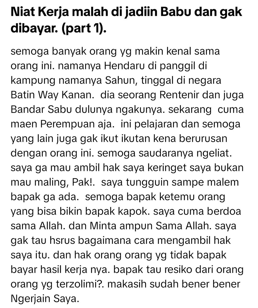 hayukitaspill's tweet photo. Seorang pria tidak digaji walau sudah cat rumah dan benerin genteng rumah di Lampung 🤧😭

📍Alasan belum digaji : uang pemilik rumah belum cair dari koperasinya 
📍Sudah ditunggu sampai tengah malam tapi pemilik ga mau menemui
📍Kalo nggak punya uang jangan sewa tukang pak 😡 https://t.co/1Q3ilssNS0