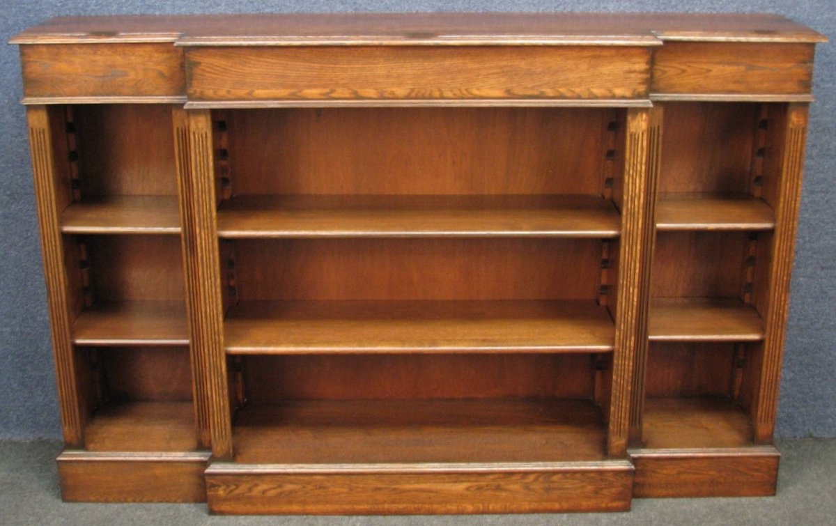 New in stock today priced at £550, this superb Period Style Wide Oak Breakfront Bookcase / Bookshelves.

ebay.co.uk/itm/3869395891…

#PeriodStyle #Oak #BreakfrontBookcase #BreakfrontBookshelves #PeriodStyleBookcase #PeriodStyleBookshelves #Bookcase #Bookshelves #AirportAntiques