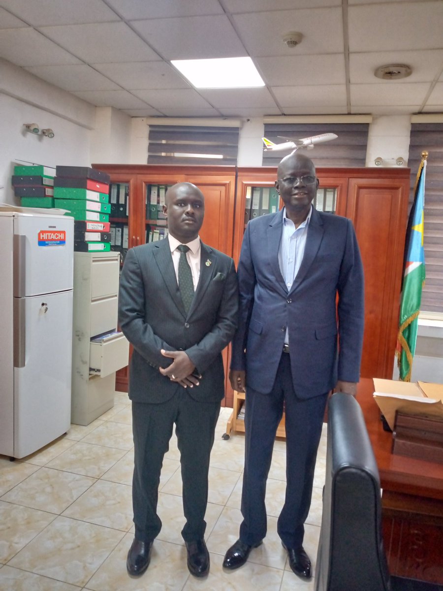Pleasure to have met with Hon. Gen. Madut Biar Yel, Minister of Transport, briefing him about the upcoming GHACOF67 due to be held in Juba by @icpac_igad

As the first of it's kind, the Minister conveyed his appreciation to the leadership of IGAD <a href="/DrWorkneh/">Dr Workneh Gebeyehu</a> <a href="/IgadMissionSSD/">IGAD Mission To South Sudan</a>
