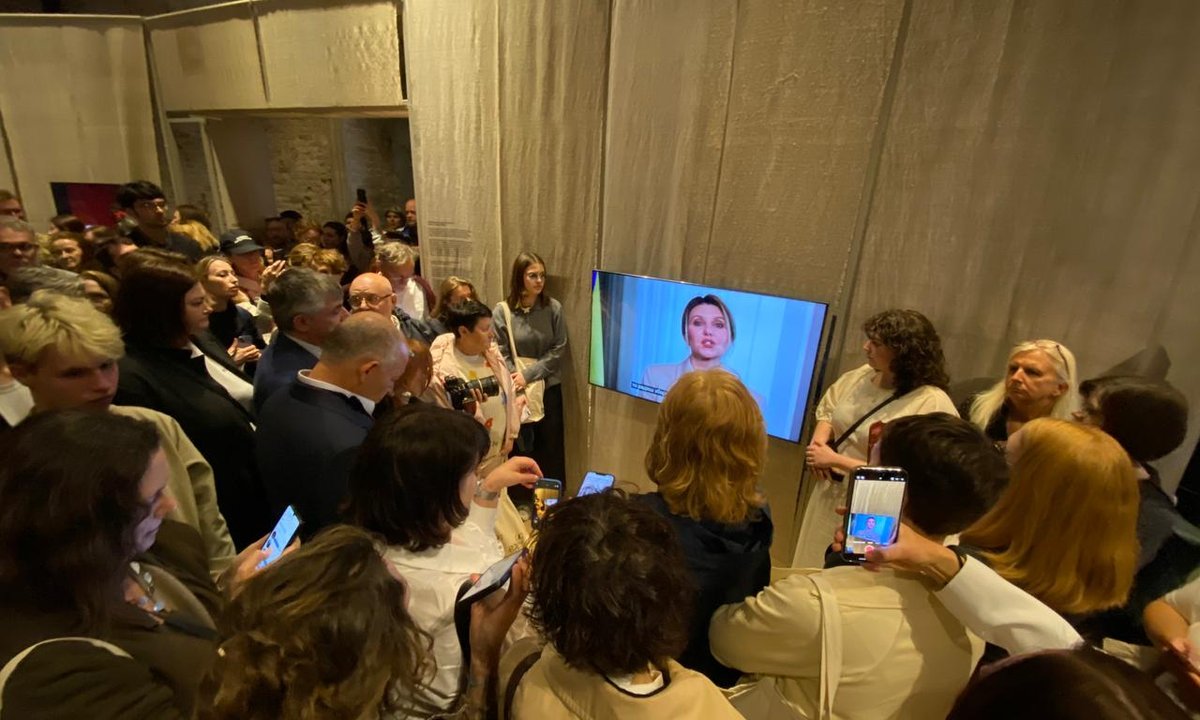 'The desire to create is still there': Ukraine's first lady Olena Zelenska launches country's pavilion at the Venice Biennale dlvr.it/T5jNDx #Art #ArtLovers