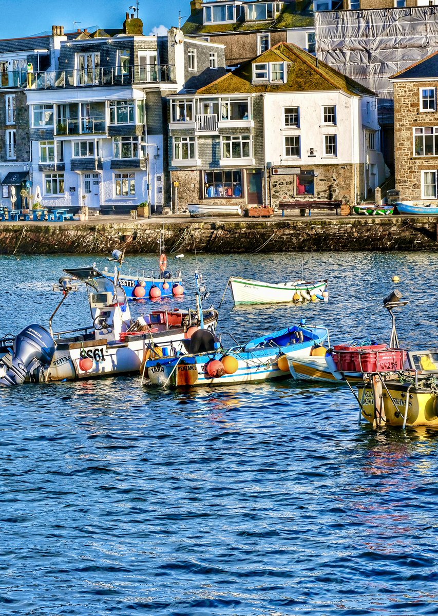 St. Ives wharf.
#cornwall #kernow #lovecornwall #uk #explorecornwall #cornishcoast #sea #ocean #visitcornwall #stives #stivescornwall #marine 
 #beach #fishing #morning #dawn #harbour #boat   #wharf #cottage #architecture #seaside 
 #wolfrock @wolfrockstives @beauty_cornwall