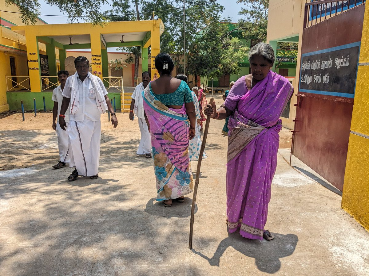 Elderly person struggles with wheelchair access at Anaicut Taulk Boys Govt School. Extensive campus makes it tough for wheelchair users to get around. Existing wheelchairs need repairs. #Accessibility #WheelchairIssues #ElectionWithTNIE @xpresstn