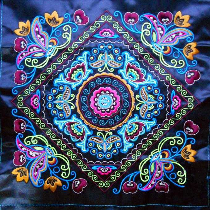 Miao embroidery created traditionally by women of the Miao people who inhabit South-west China's Guizhou Province #WomensArt