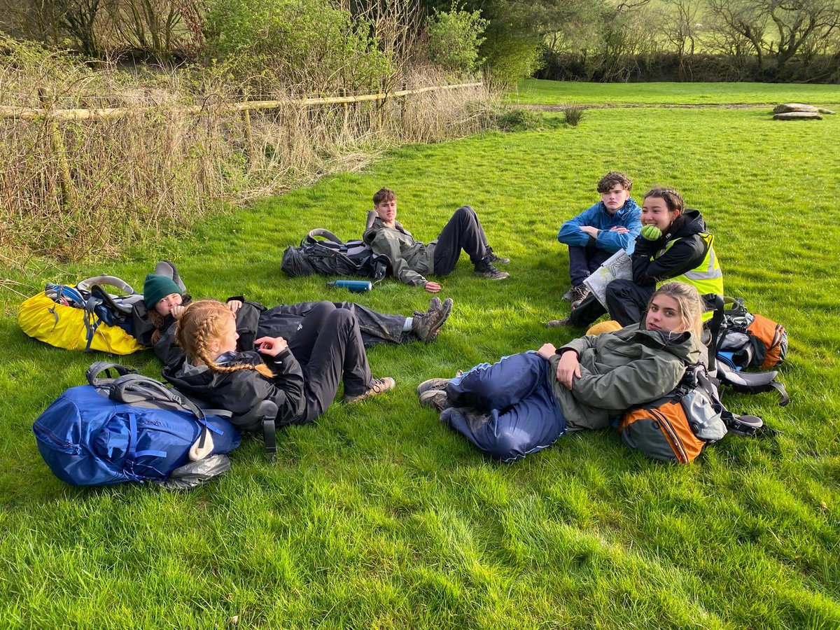 Was it something I said ? Groups enjoying the lovely @ExmoorNP @_JaneLunnon @AlleynsSchool #AlleynsDofE