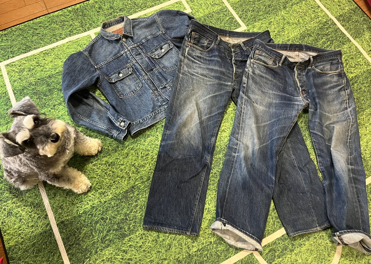 最近、 90年代の復刻デニムに ハマっています☺️ 古着屋経営してた