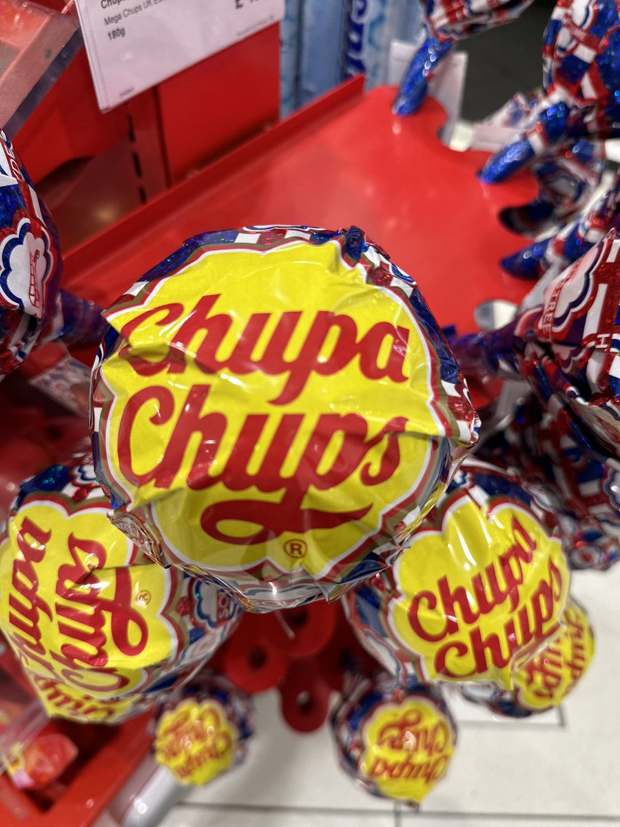 Random Friday fact! The Chupa Chups logo was designed by Salvador Dali!