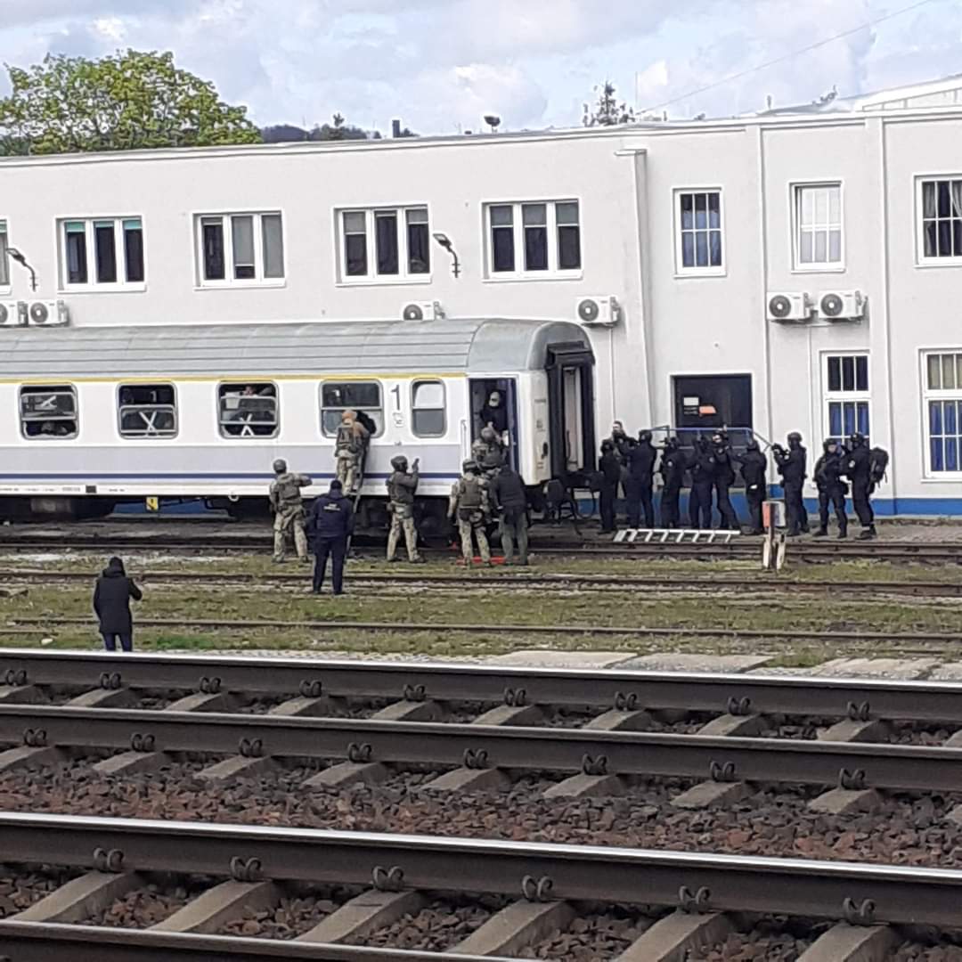 Ćwiczenia Tec-Med Railway Excercise Gdynia 2024 z udziałem SOK, CBŚP i Służby Więziennej.