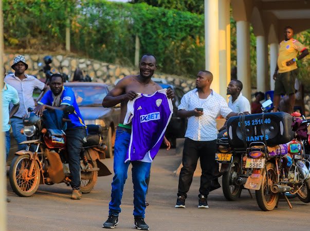 It’s a Friday and you know what it means 😉😋😚💜 #WearYourLocalJersey! At just 50k, call +256704158974 to get your latest purple kit! #PrideOfWakiso #WeAreThePurpleSharks