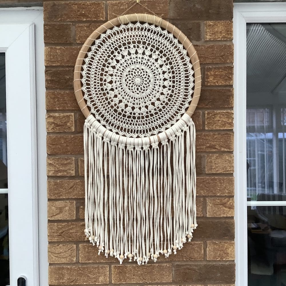 This Crochet Mandala Dreamcatcher Boho Wall hanging on a 44cm Rattan Hoop by @rainbowsnmore63 is a lovely addition to any room thebritishcrafthouse.co.uk/product/croche… #tbchboosters #EarlyBiz #Dreamcatcher