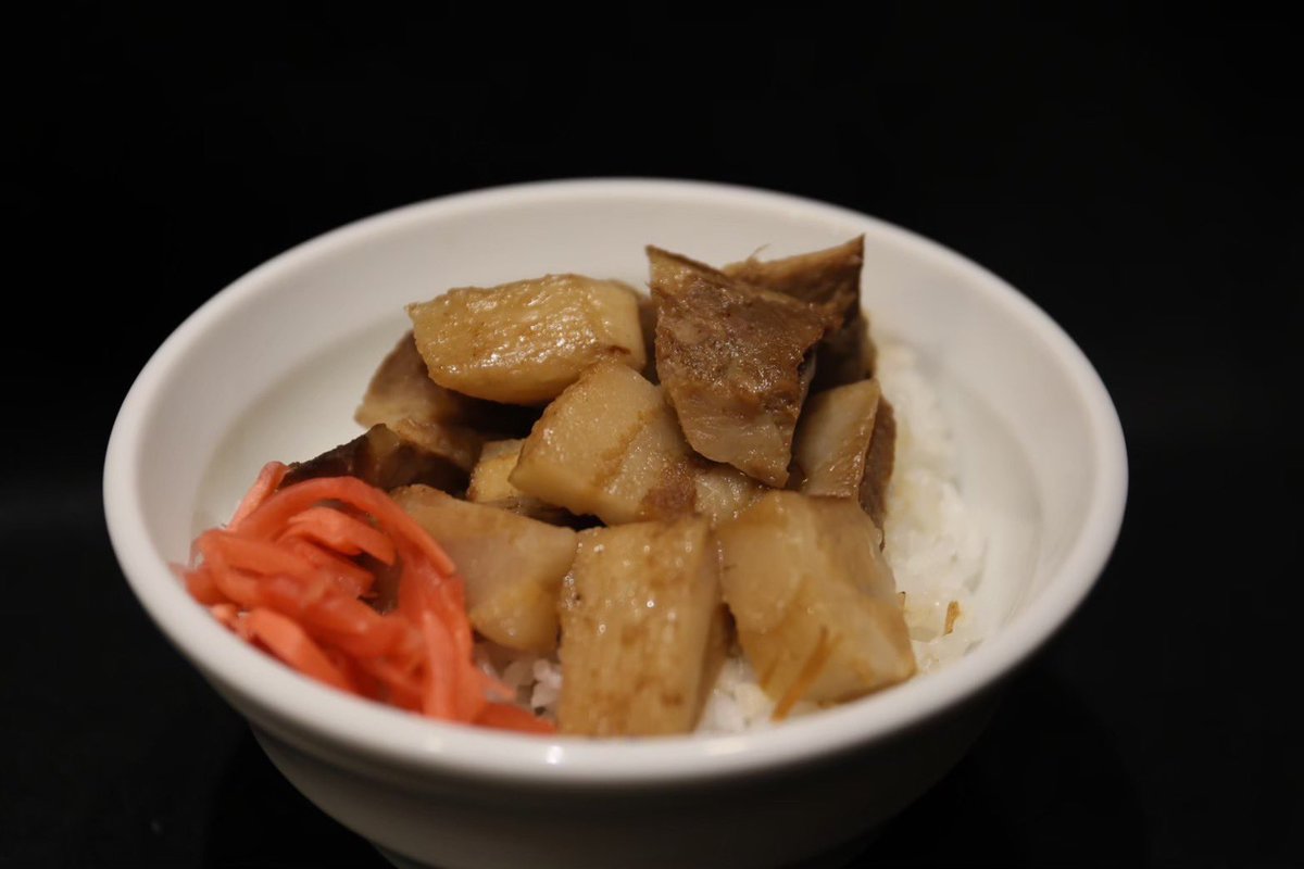 zenryukawagoe's tweet photo. #拡散希望
【焼豚丼ミニ サービス‼️】

突然ですが、、期間限定で焼豚丼ミニのお得なキャンペーンを始めちゃいます🥰

こちらのポストをリポストしていただいた方が対象です☺️🤍
スタッフに画面を提示していただければOK❣️

【期間】
4/19〜4/26 https://t.co/QsTmcePLRm