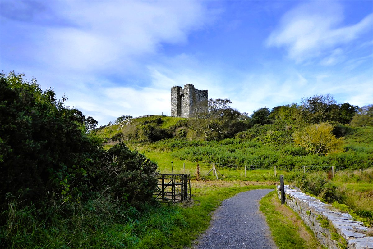 Audley's Castle @NTCastleWard on the banks of Strangford Lough #countydown #FootpathFriday