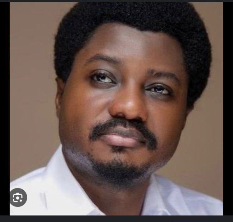 André Mufwankolo (@mufwankoloandre) on Twitter photo Le seul compétent pour être ‘’Rapporteur adjoint ‘’ de l’Assemblée nationale(c’est le seul poste reconnu à l’opposition). <a href="/ConstantMutamba/">Constant Mutamba</a> <a href="/Dypro0/">DYPRO</a> <a href="/BenyDiakiese/">Diakiese 🇨🇩</a> <a href="/central_sage/">ᏟᎬᏁᎢᏒᎪᏞ👑🇨🇩</a> Le seul compétent pour être ‘’Rapporteur adjoint ‘’ de l’Assemblée nationale(c’est le seul poste reconnu à l’opposition). <a href="/ConstantMutamba/">Constant Mutamba</a> <a href="/Dypro0/">DYPRO</a> <a href="/BenyDiakiese/">Diakiese 🇨🇩</a> <a href="/central_sage/">ᏟᎬᏁᎢᏒᎪᏞ👑🇨🇩</a>