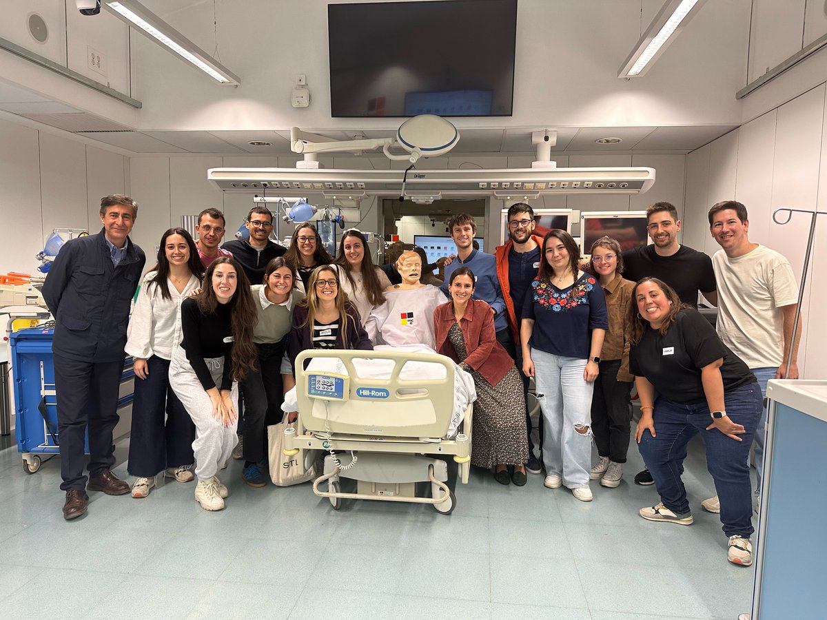 Des del Subgrup de Treball de Simulació de la <a href="/catcardio/">Societat Catalana de Cardiologia</a> continuem apostant per la formació transversal dels residents de cardiologia de Catalunya!

Aquesta vegada els R4 van assistir a unes jornades amb habilitats tècniques i no tècniques a l'<a href="/hospitalclinic/">Hospital Clínic</a>