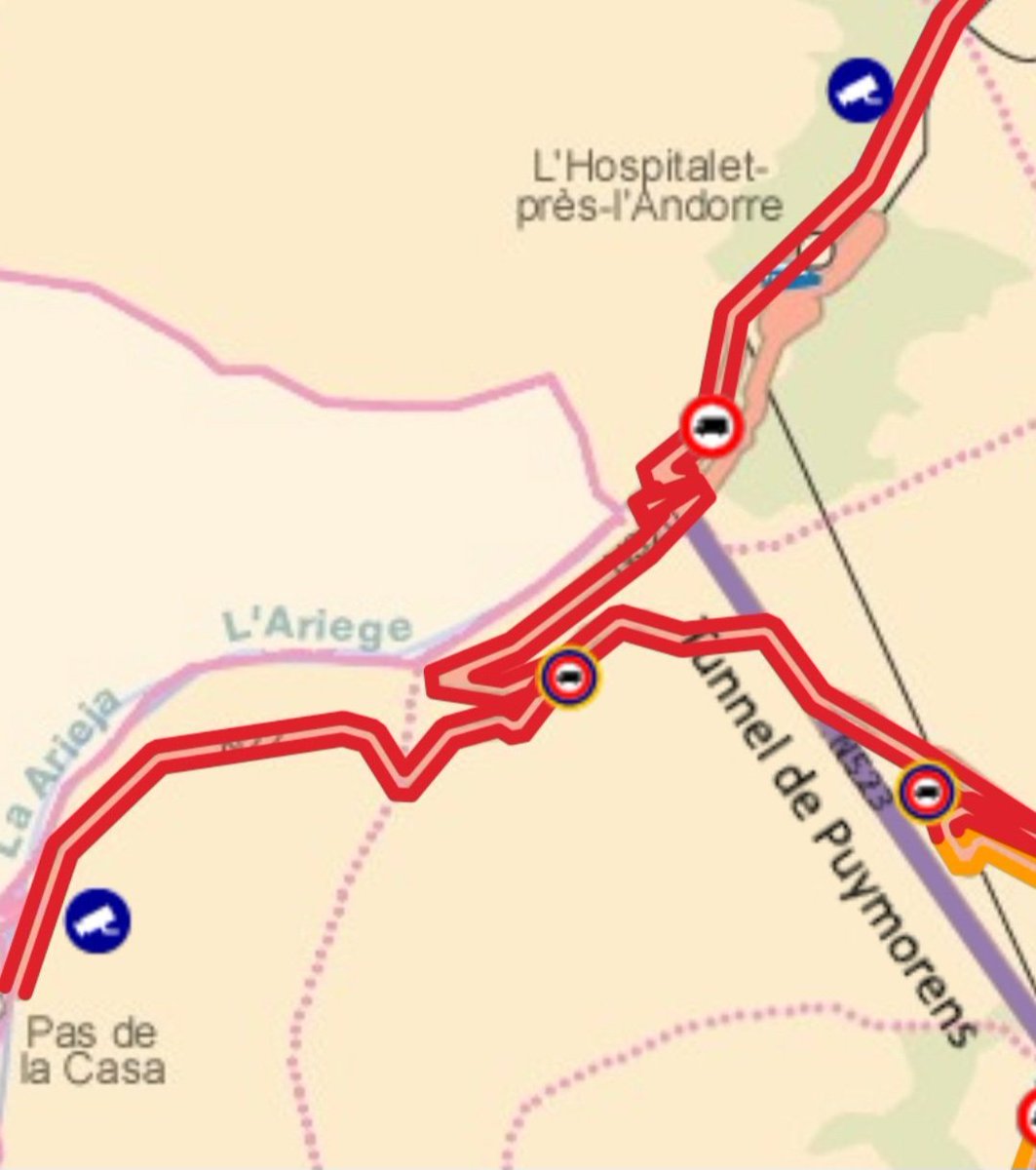 #etatdesroutes Attention ce vendredi 19 avril matin les conditions de #circulation sont difficiles pour franchir le col du #Puymorens et pour accéder en #Andorre.