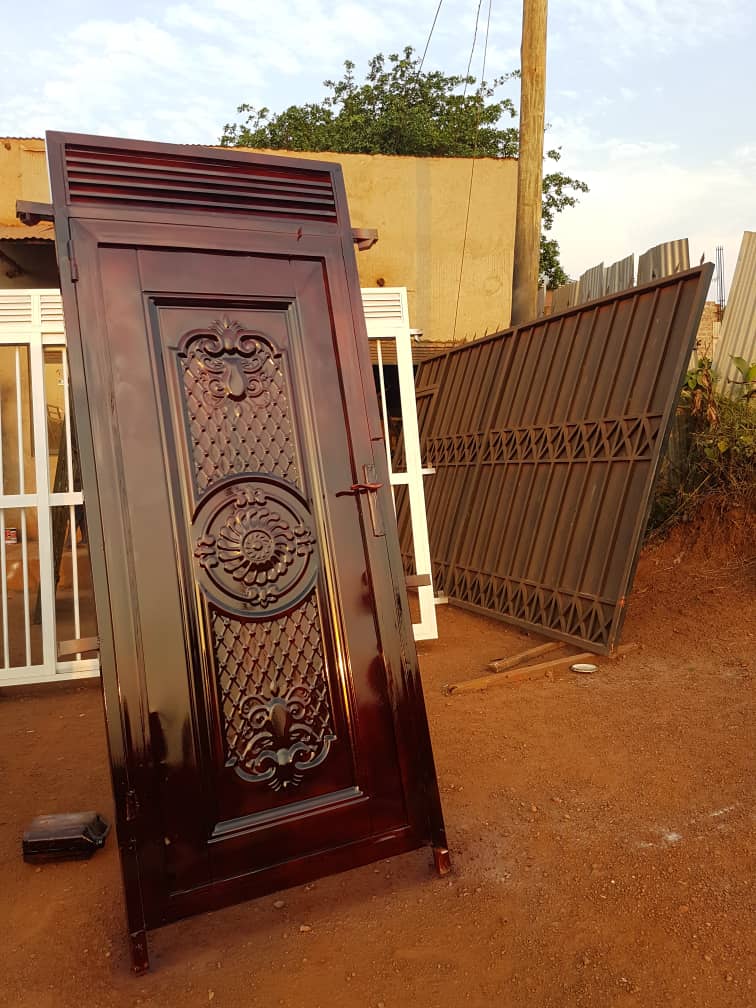 william_colline's tweet photo. @GODFREY_Kutesa SWC metal fabrication where we do varius metal designs in strong material. We do windows, doors, fence grillz, gates, balconies, tank stands etc. We are located in kyaliwajjala - Namugongo. 0705972080, 0789827927 email: williamcollie@gmail.com https://t.co/USJ9FRdMBO